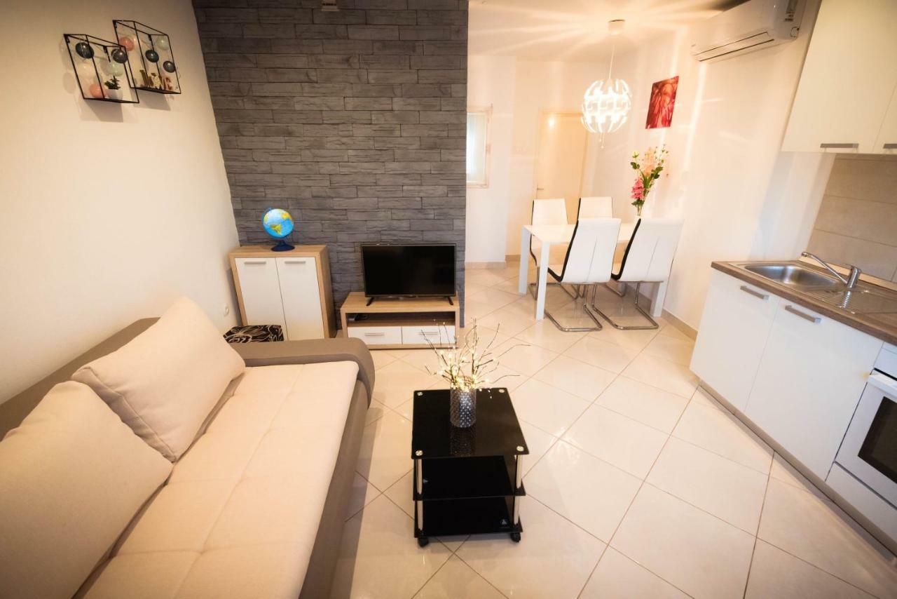 Apartments Nakic Šibenik Buitenkant foto